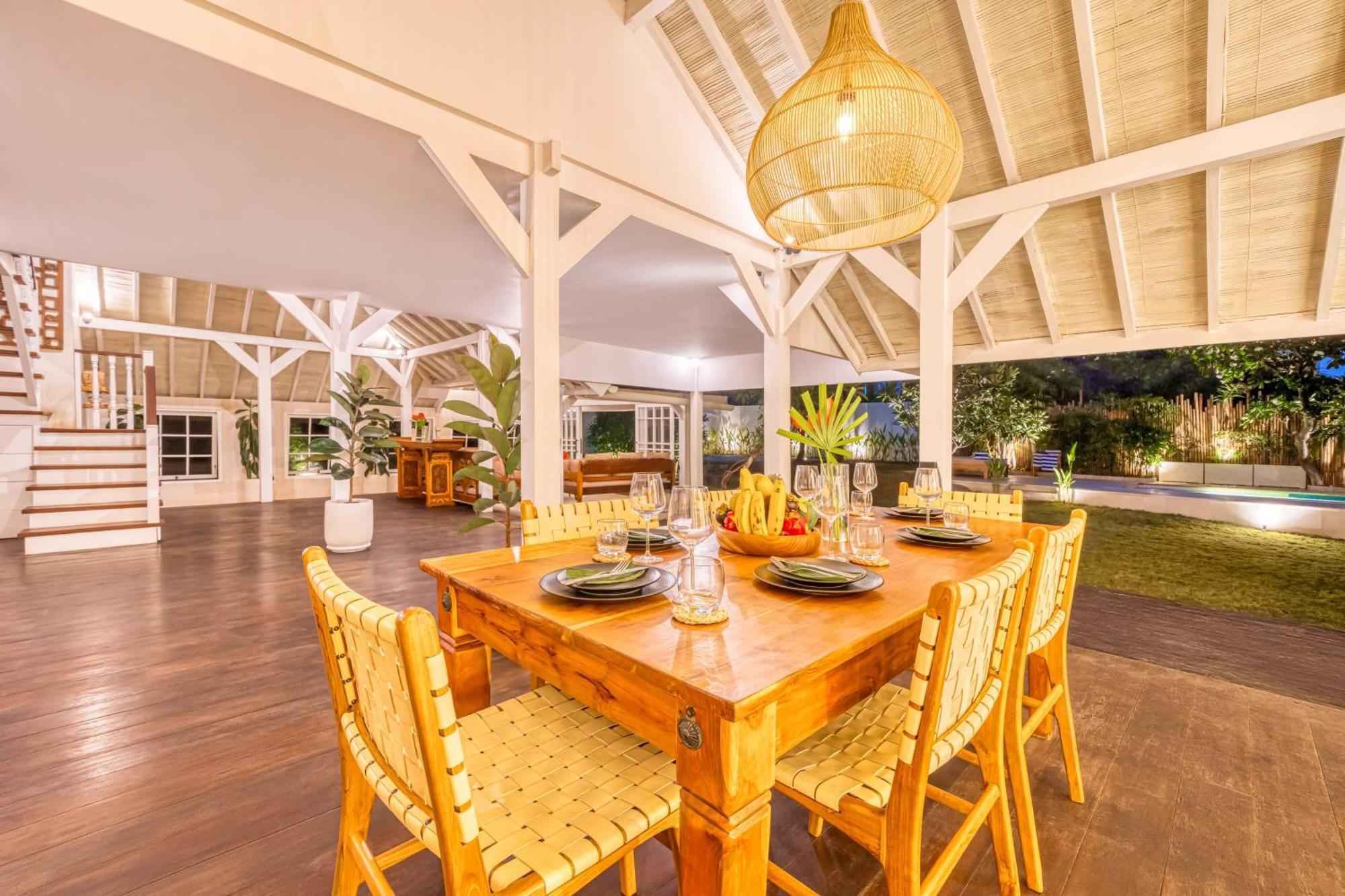 Villa Verona - 100m To Huge Garden Seminyak (Bali)